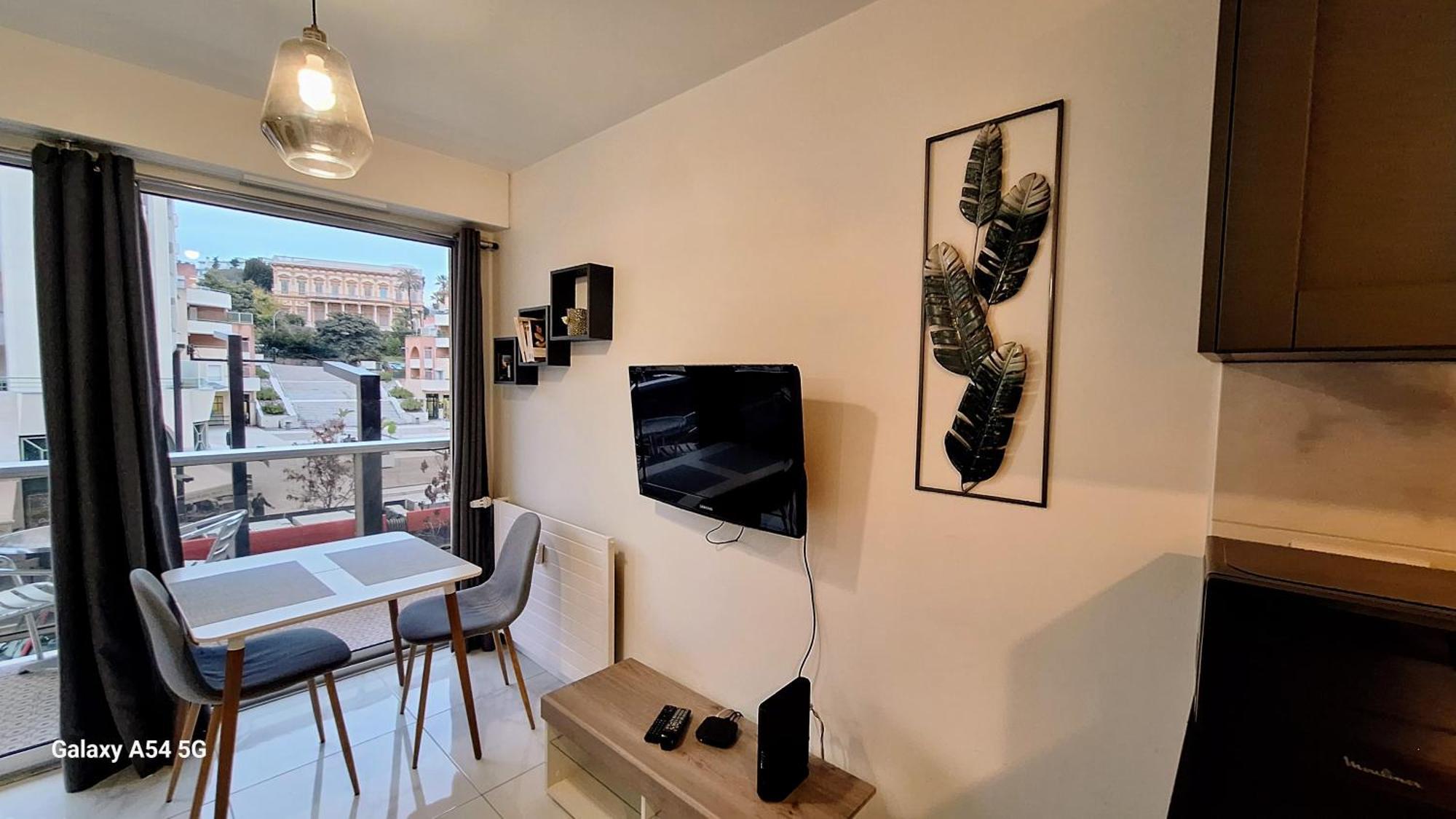 Апартаменты Cosy Studio 200 M From Nice Beach & Promenade Des Anglais Экстерьер фото